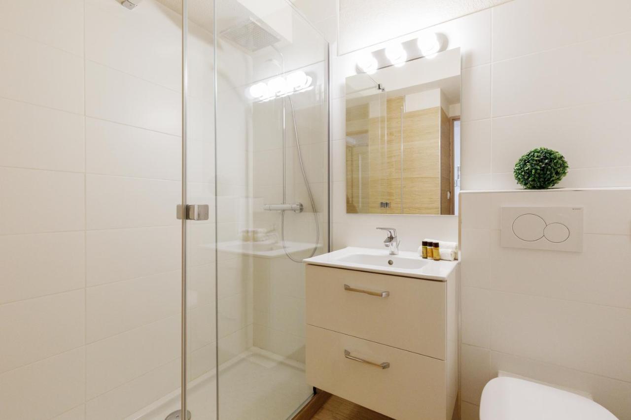 Colline Azur Yourhosthelper Cannes Exterior foto
